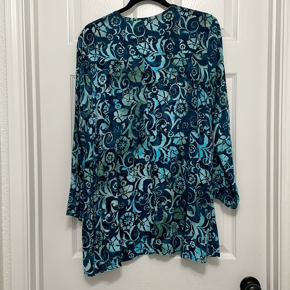 Soft Surroundings, Open Cardigan, Abstract, floral,‎ medium, blues and turquoise - Picture 3 of 5